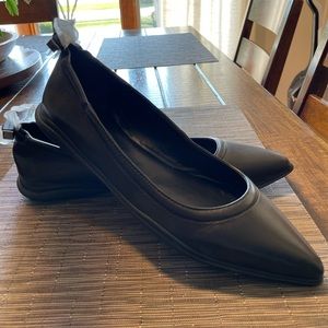 New Vince Camuto Bendreta Flat Size 7.5.  Retails on sale for $60